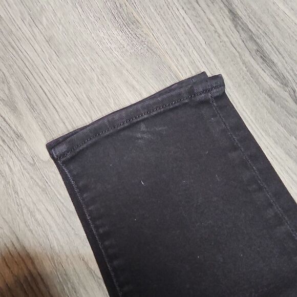 Rock & Republic Berlin Skinny Jeans - Picture 3 of 8